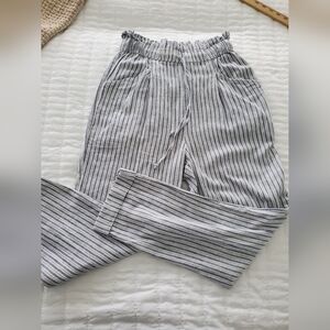 American eagle size small pull on cotton blend pants